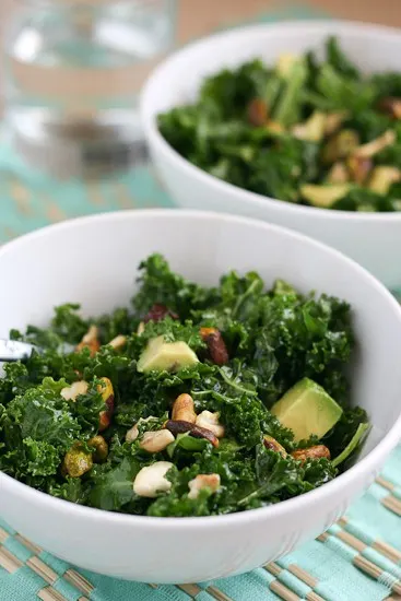 Massaged Kale Salad | Perrysplate.com