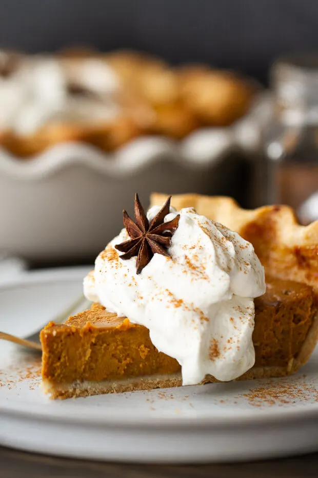 Best Gluten Free Pumpkin Pie (Maple Chai) - Perry's Plate